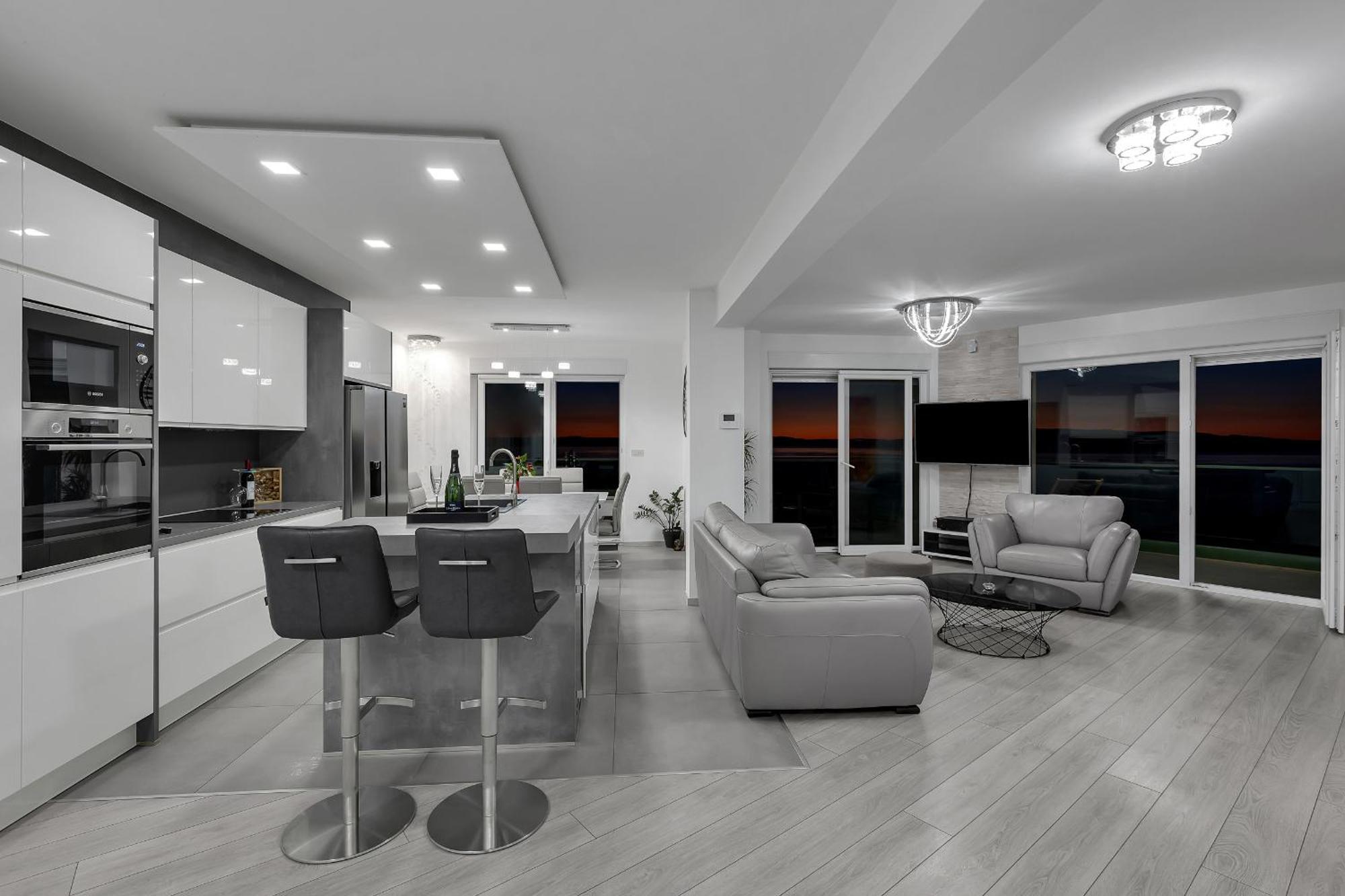 Апартаменты Exclusive Penthouse Big Blue With Private Jacuzzi Макарска Экстерьер фото