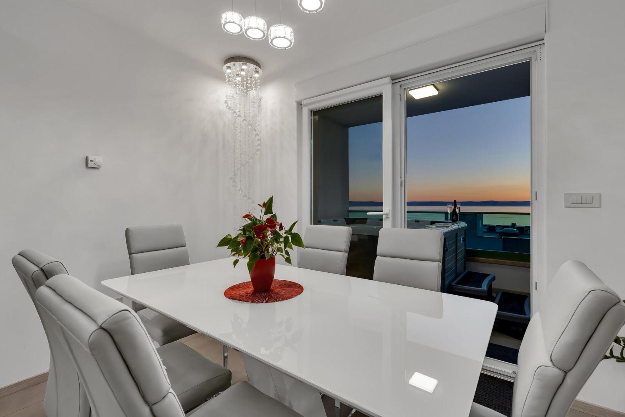 Апартаменты Exclusive Penthouse Big Blue With Private Jacuzzi Макарска Экстерьер фото