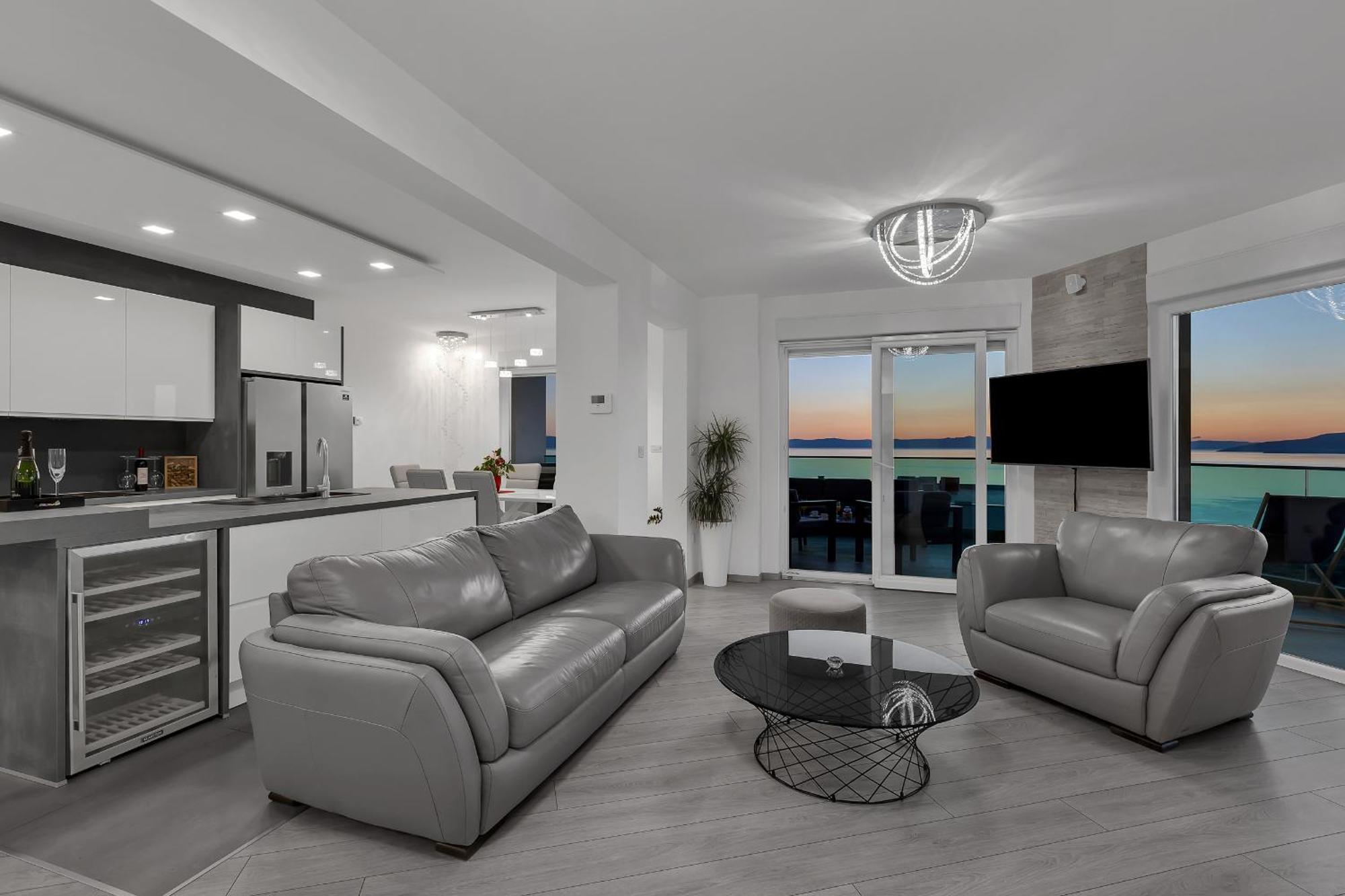 Апартаменты Exclusive Penthouse Big Blue With Private Jacuzzi Макарска Экстерьер фото