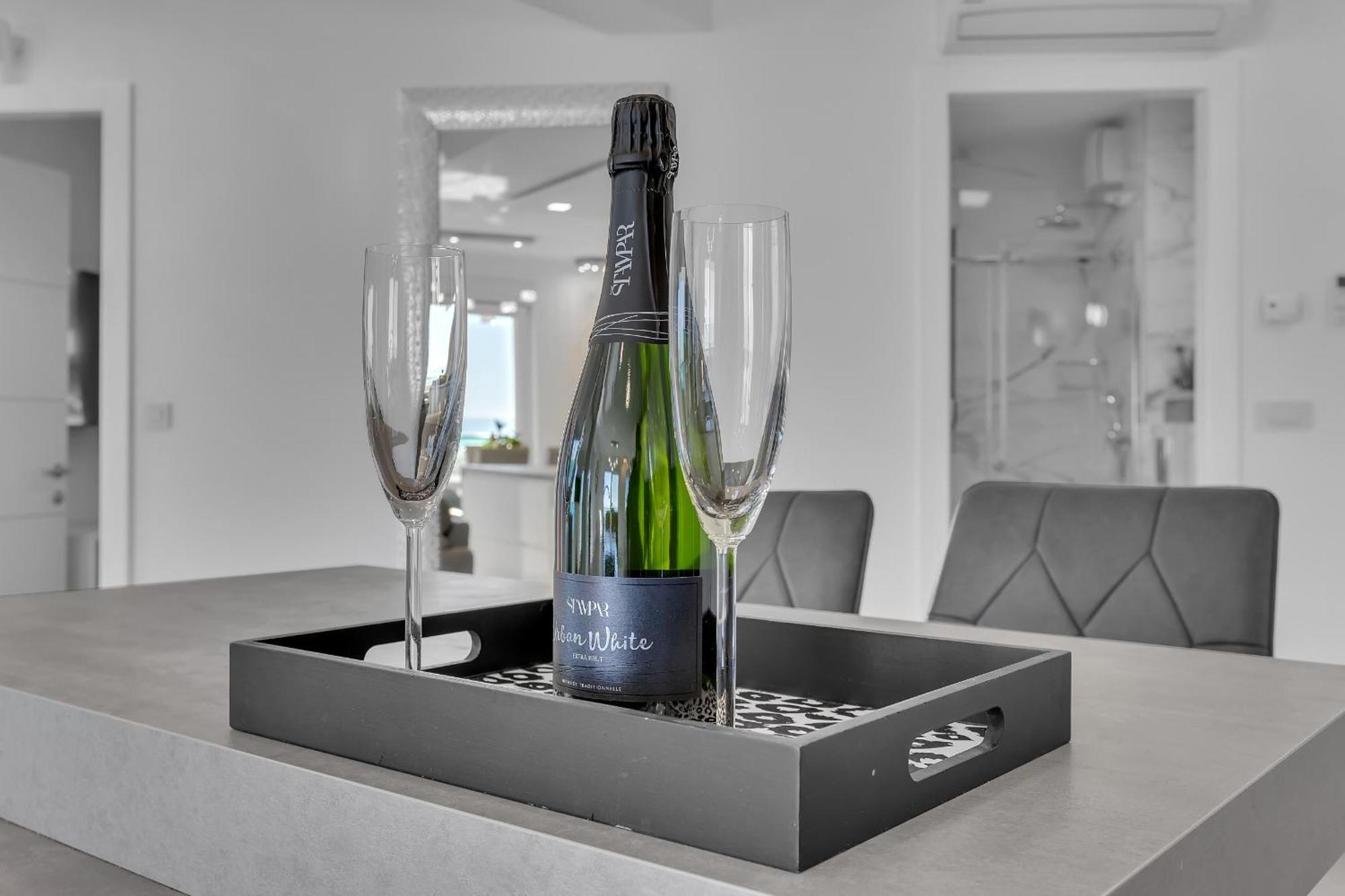 Апартаменты Exclusive Penthouse Big Blue With Private Jacuzzi Макарска Экстерьер фото